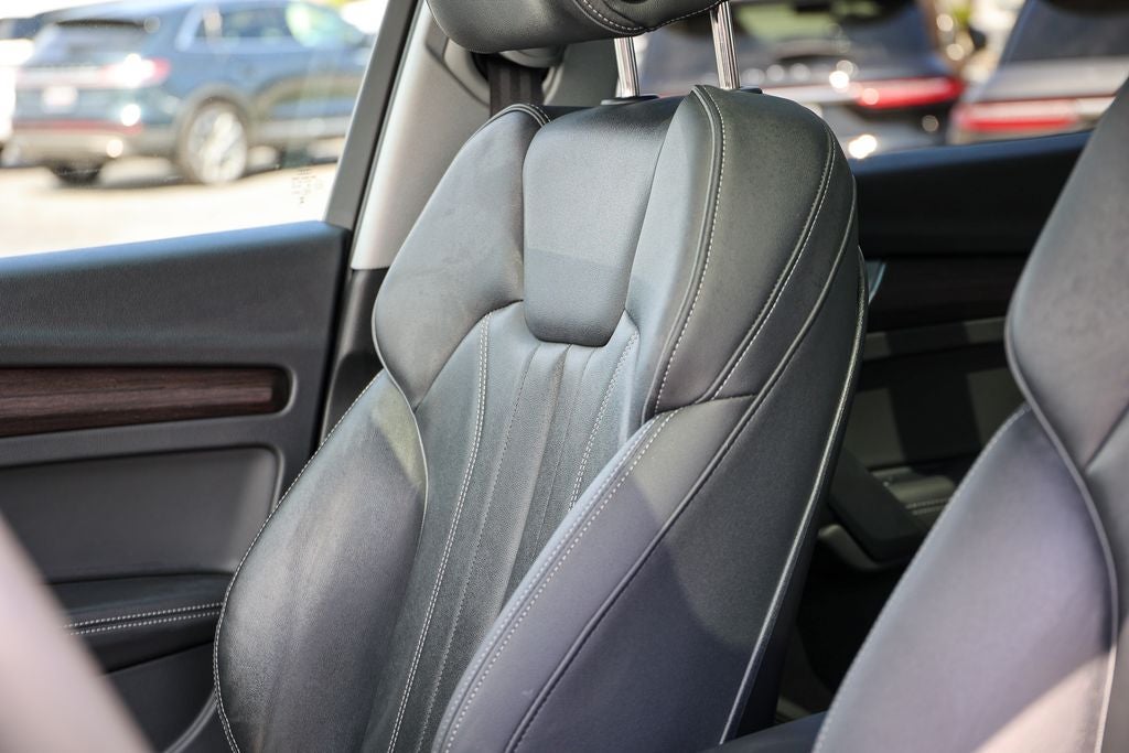 2024 Audi Q5 45 S line Premium quattro