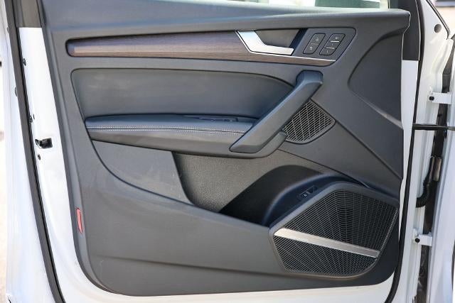 2024 Audi Q5 45 S line Premium quattro