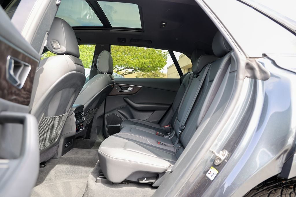 2021 Audi Q8 55 Premium Plus quattro