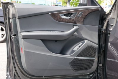 2021 Audi Q8 55 Premium Plus quattro