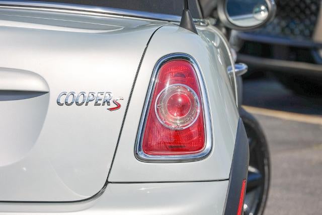 2015 MINI Cooper S Base
