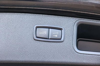 2020 Porsche Macan Base