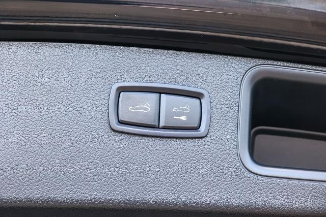 2020 Porsche Macan Base