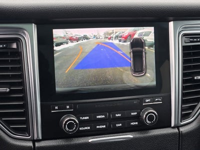 2018 Porsche Macan Base