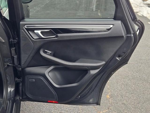 2018 Porsche Macan Base