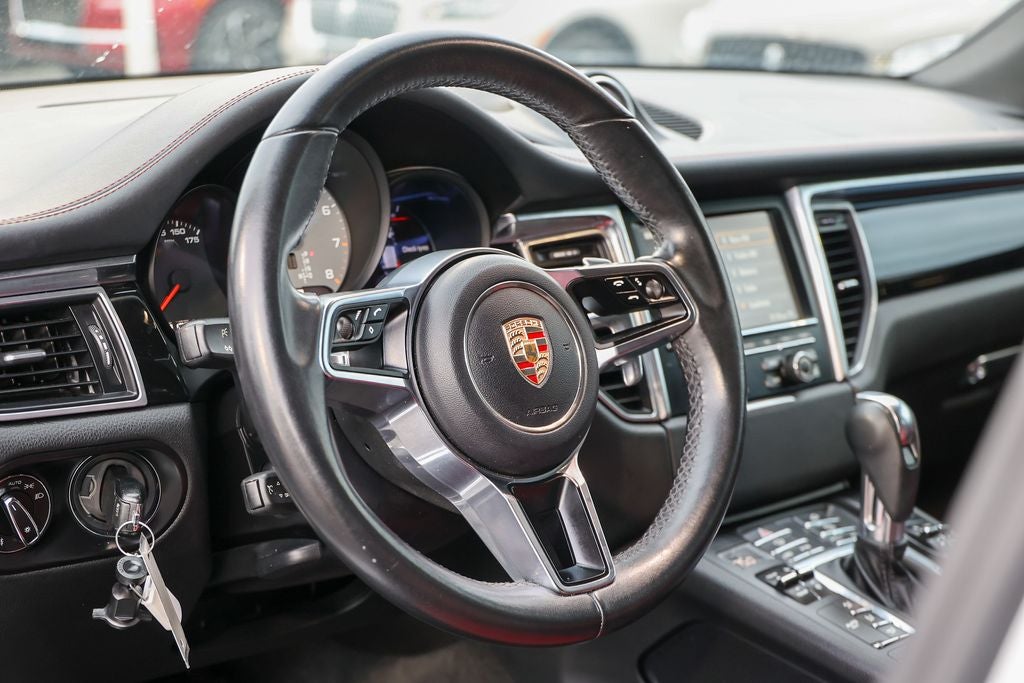 2015 Porsche Macan S