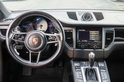 2015 Porsche Macan S