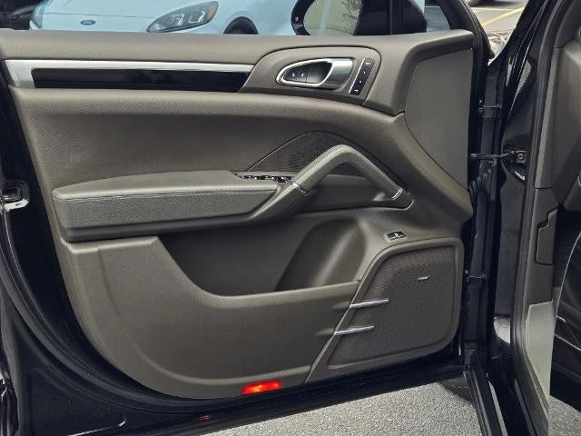 2017 Porsche Cayenne E-Hybrid S