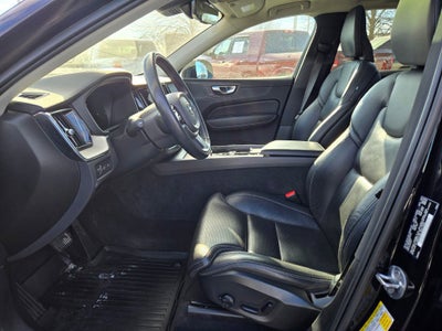 2022 Volvo XC60 Recharge Plug-In Hybrid T8 Inscription