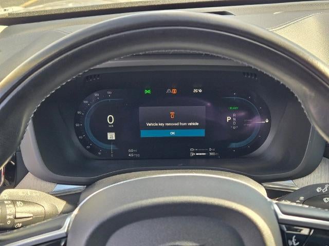 2022 Volvo XC60 Recharge Plug-In Hybrid T8 Inscription