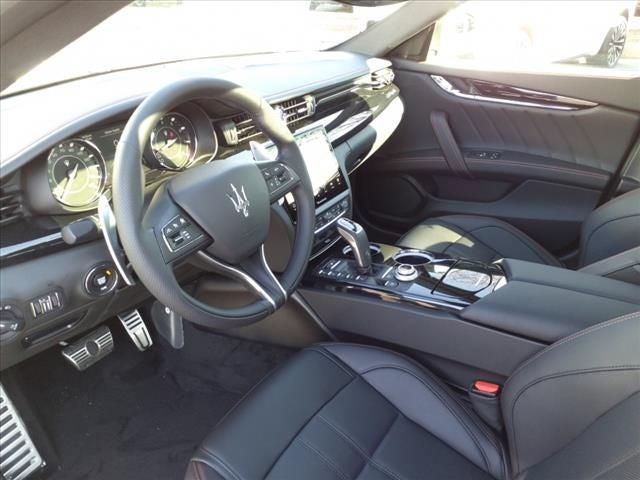 2024 Maserati Quattroporte Modena