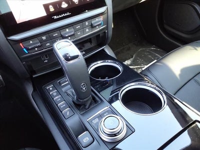 2024 Maserati Quattroporte Modena