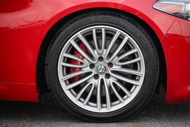 2020 Alfa Romeo Giulia Base
