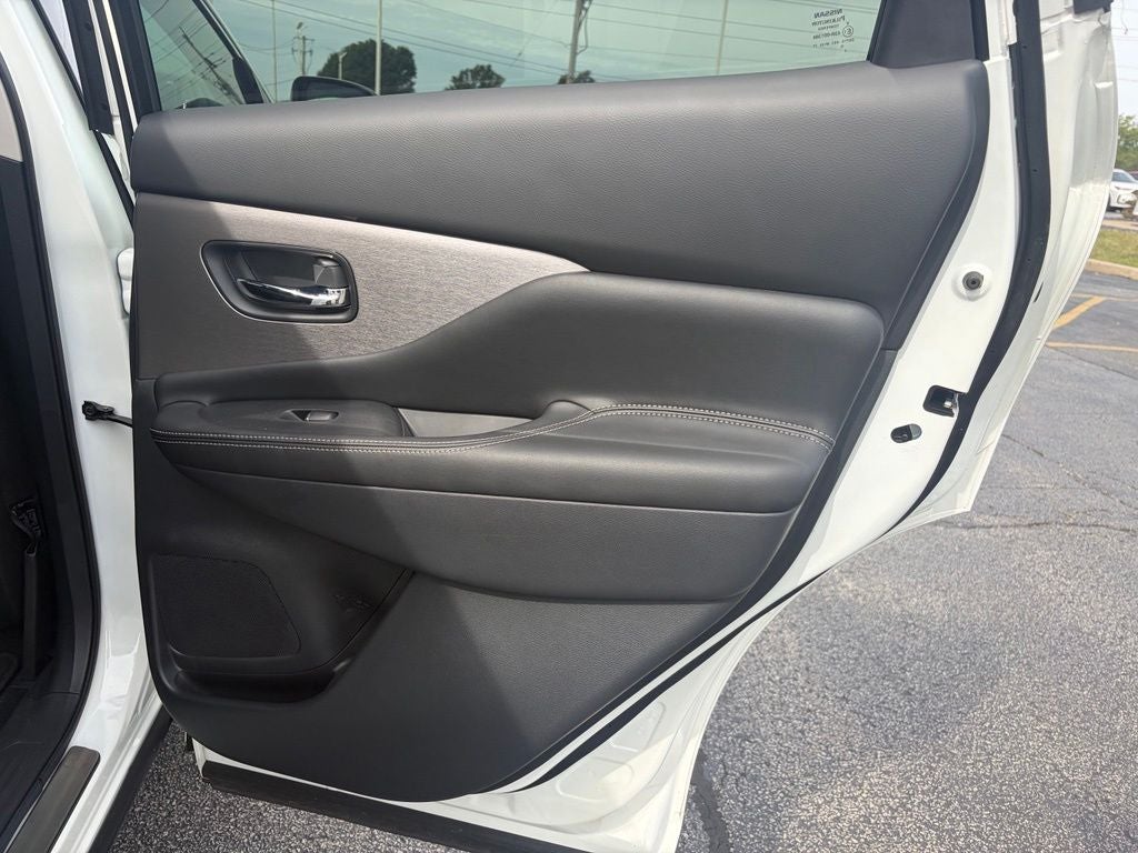 2022 Nissan Murano SL