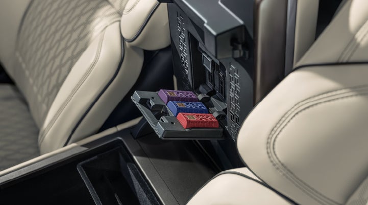 Digital Scent cartridges are shown in the diffuser located in the center arm rest. | Joe Rizza Lincoln of Orland Park in Orland Park IL