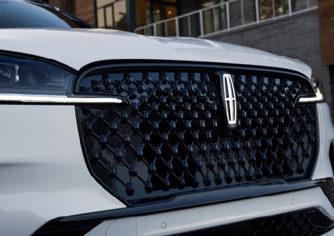The front grille of a 2026 Lincoln Aviator® SUV is shown. | Joe Rizza Lincoln of Orland Park in Orland Park IL