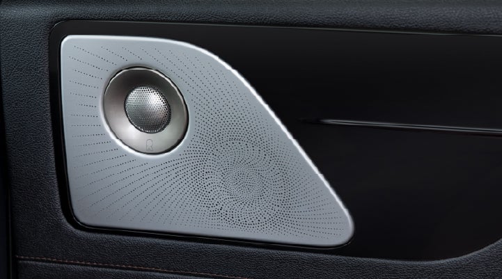 A close-up view of the available Revel® Ultima 3D Audio System. | Joe Rizza Lincoln of Orland Park in Orland Park IL