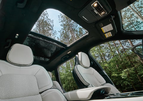 The front seats of a 2027 Lincoln Aviator® Black Label™ SUV | Joe Rizza Lincoln of Orland Park in Orland Park IL