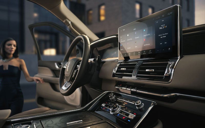 Lincoln Navigator Touchscreen Display