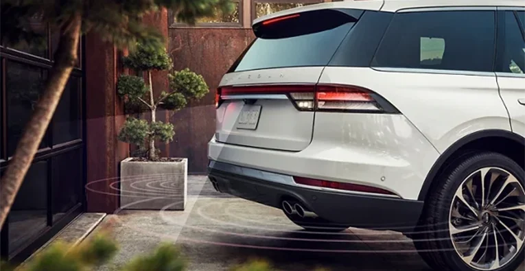 Lincoln Aviator Reverse Brake Assist