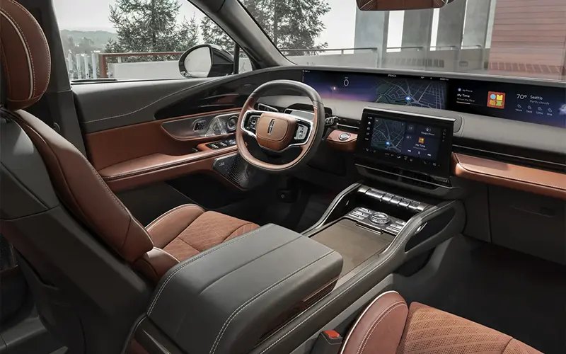 Lincoln Nautilus Interior