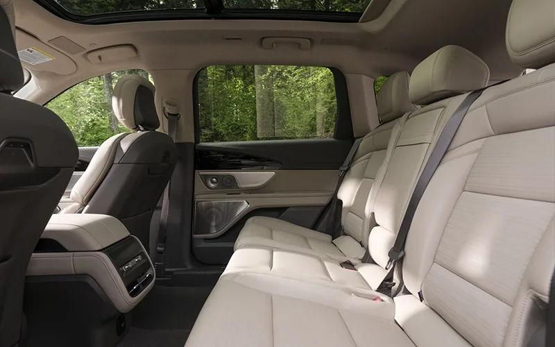 Lincoln Nautilus Interior | Joe Rizza Lincoln of Orland Park in Orland Park IL